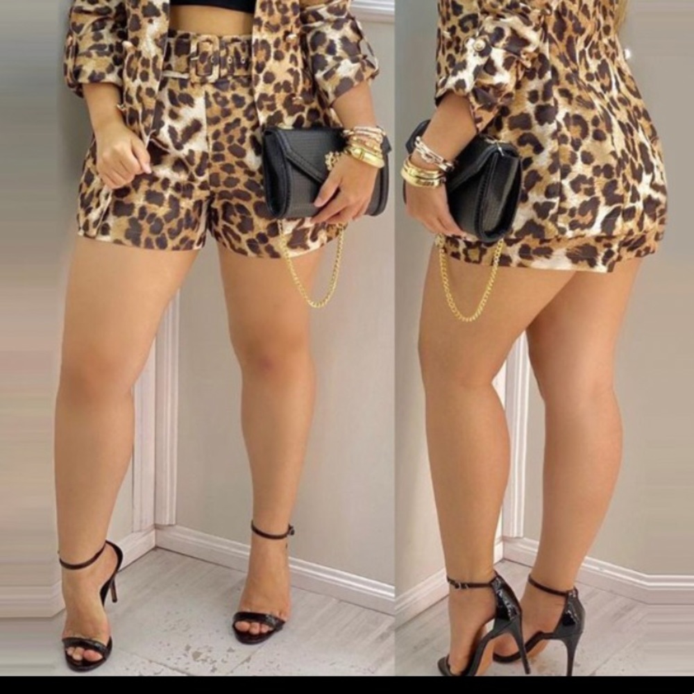 Cheetah 🐆 Print Blazer and coat set Women